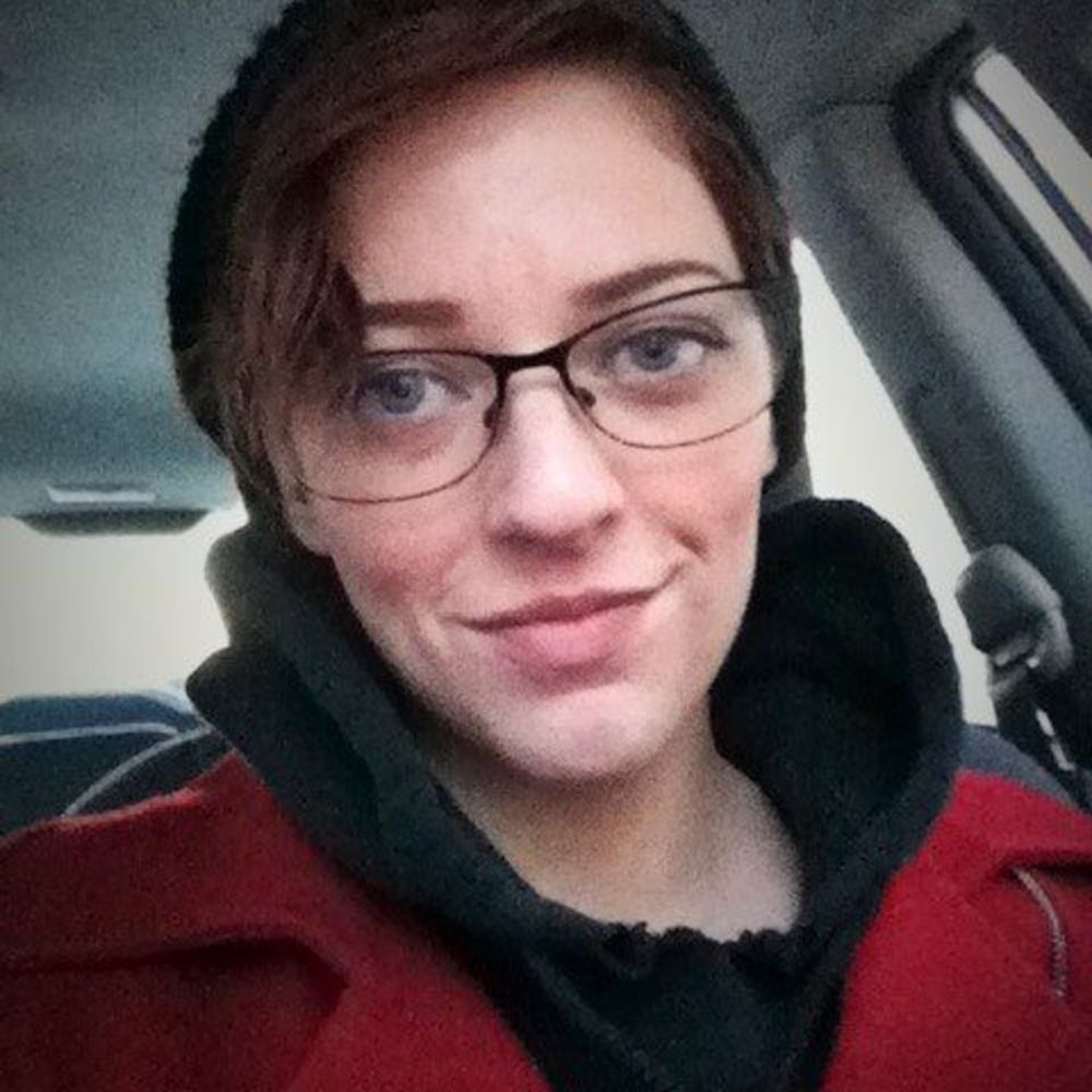 Meet your Posher, Stephanie